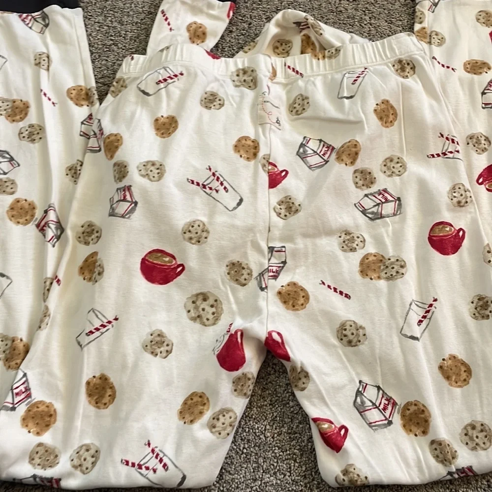 Burt's Bees White Cookie Print Pajama Set - Picture 5 of 6